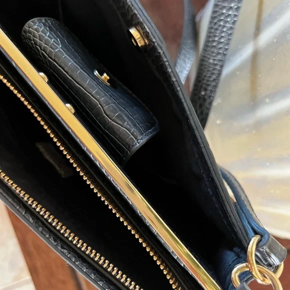 A NEW DAY Gray Croc with Gold Details Crossbody Bag - Picture 13 of 16